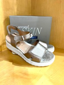 stonefly laminated sandals for women size 42